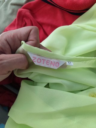 Abito no brand