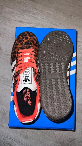 Adidas Samba Marrones y Naranjas