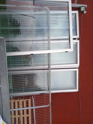Puertas Correderas Cristal y Metal