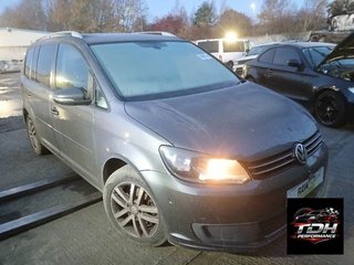 Despiece Volkswagen Touran 1.6 TDI 2012 Gris