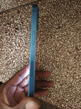 iPhone 13 Plata Pantalla Rota