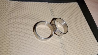 Anillos de plata con diseño