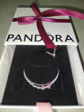 Bracciale Pandora fiocco rosa luminoso