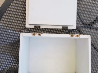 Caja de costura vintage para restaurar