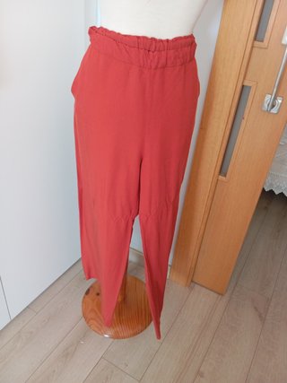 Pantalón ancho Zara XL rojo