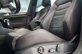Volkswagen Golf GTI 220CV DSG MK7 2016
