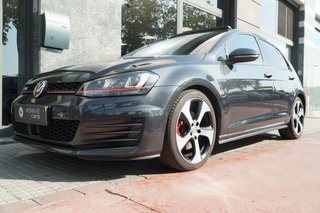 Volkswagen Golf GTI 220CV DSG MK7 2016