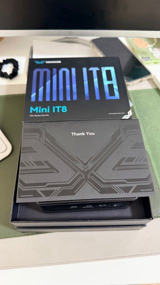 GEEKOM IT8 Mini PC i5-8259U 16GB RAM 512GB SSD