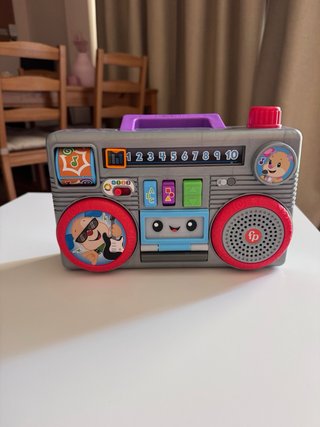 Radio divertida juguete. Fisher price. 6-36 meses