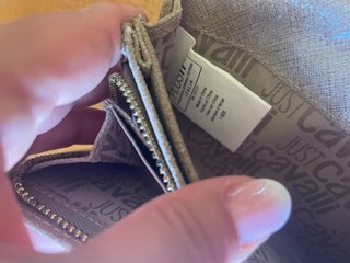 Cartera Just Cavalli Beige Logo Dorado