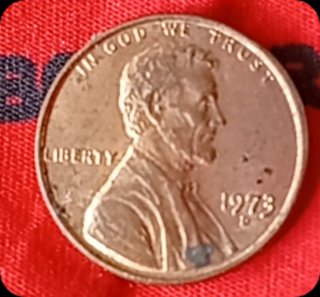 Moneda de 1973 In God We Trust