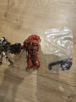 Joytoy Necron y Marines Espaciales