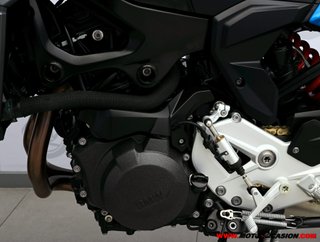 BMW F 900 R -GARANTÍA OFICIAL-