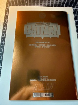 Comic USA Absolute Batman Annual #1 Foil Firma COA