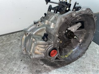 CAJA CAMBIOS KIA CARNIVAL II (FL) Y040403087 2001 - 2006