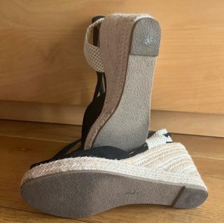 Espadrillas con zeppa Pimkie nere e beige