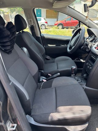 Peugeot 207 2010