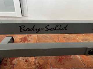 Máquina Body-Solid multifunción + Accesorios