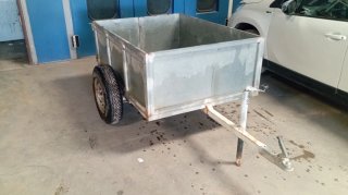 Remolque metálico galvanizado