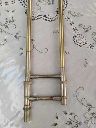 Trombon Bach 42