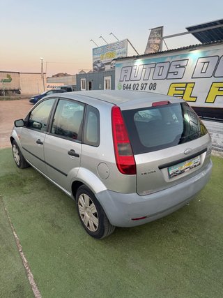 Ford Fiesta 2004