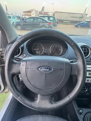 Ford Fiesta 2004