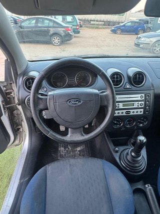 Ford Fiesta 2004