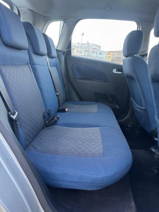 Ford Fiesta 2004
