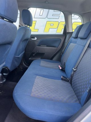 Ford Fiesta 2004