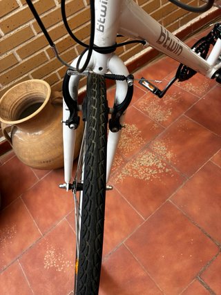 Bicicleta paseo mujer blanca