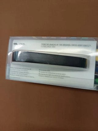 Bloque de 5 cuchillos Victorinox y un pelador