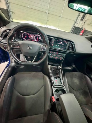 SEAT LEON 1.5 TSI 130 FR BLACK MATT EDITTION