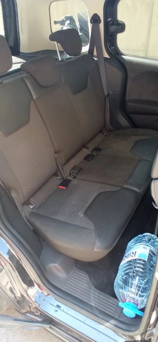 Ford E-Tourneo Courier 2019
