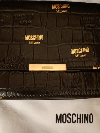 Borsa Moschino nera con logo oro