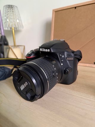 Nikon D3300 AF-P 18-55 VR Kit Cámara