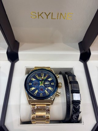 Reloj Skyline Dorado y Pulsera Negra