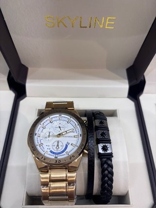 Reloj Skyline Dorado y Pulsera Negra