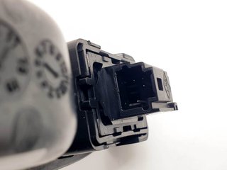 MANDO ELEVALUNAS TRASERO IZQUIERDO RENAULT RENAULT CAPTUR II 2019-0