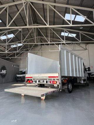 Citroen Jumper 2021 VOLQUETE + PLATAFORMA ELEVADOR
