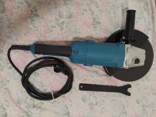 Radial Makita Grande usada una vez