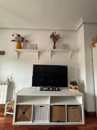 Mueble TV y Estantería Blanca