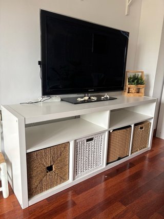 Mueble TV y Estantería Blanca