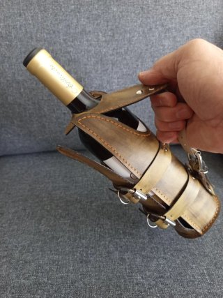 Funda para vino escanciador de cuero