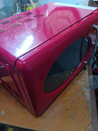 Microondas Rojo Estilo Vintage
