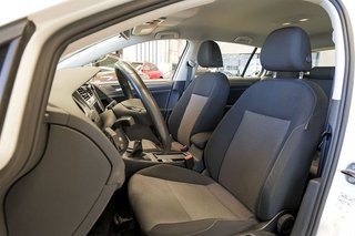 Volkswagen Golf   Advance 1.6 TDI 105cv BMT