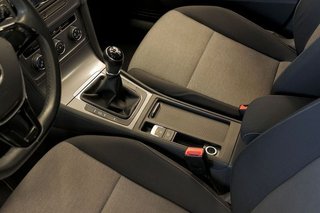Volkswagen Golf   Advance 1.6 TDI 105cv BMT