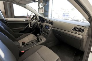 Volkswagen Golf   Advance 1.6 TDI 105cv BMT