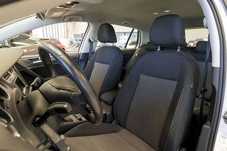 Volkswagen Golf   Advance 1.6 TDI 105cv BMT