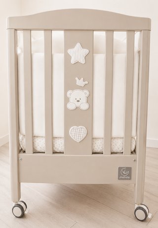 Lettino Italbaby tortora con cassetto e materasso