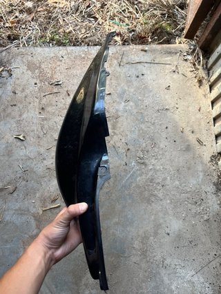 Tapa Lateral Derecha Yamaha Aerox Negra